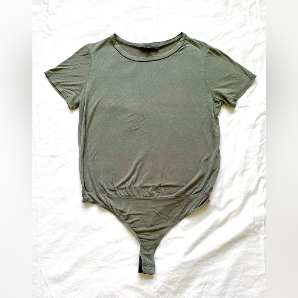 Lulu’s Bodysuit Grey-Green Short Sleeve T-shirt